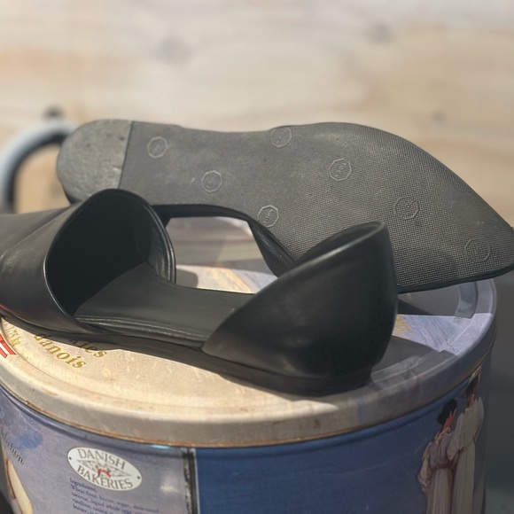 Black VINCE d’Orsay flats - Picture 3 of 4